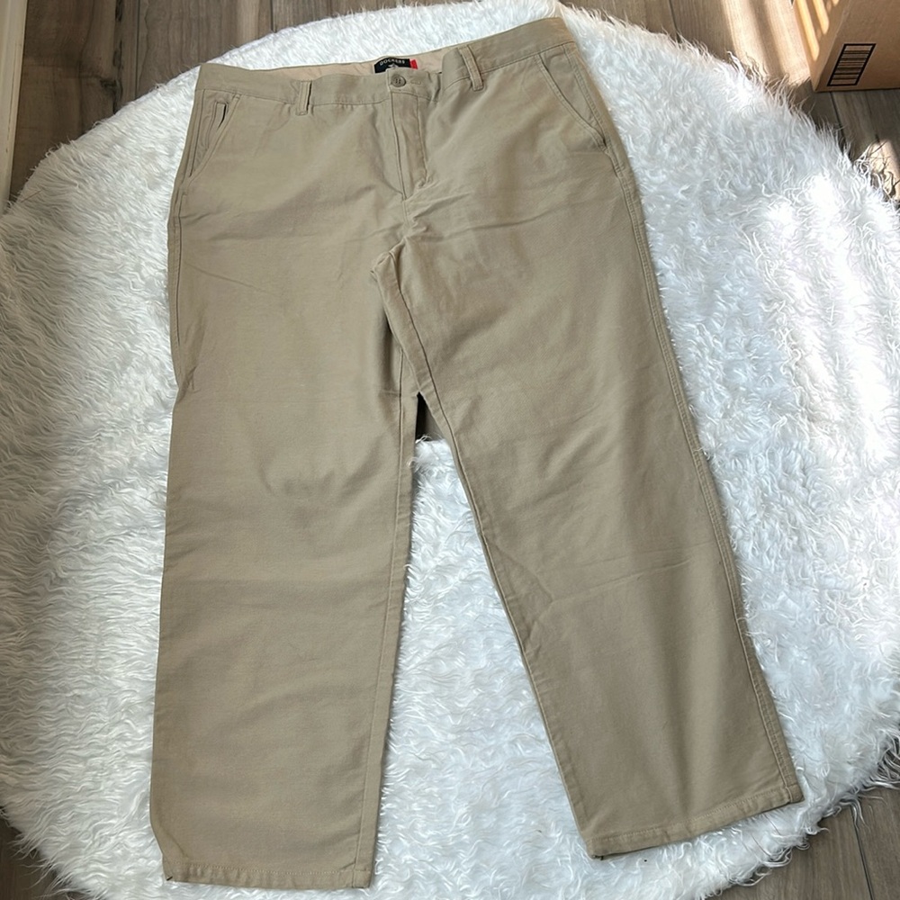 Dockers Comfort Knit Chino Men’s Pants Tan Neutral Color Excellent 38 Waist
